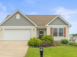 21 Upland Ct, Stuarts Draft, VA 24477