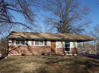 407 McLaughlin Dr, Saint Louis, MO 63129