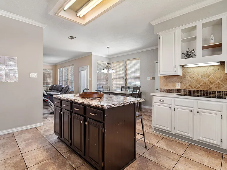 141 Morningside Dr — Photo 15