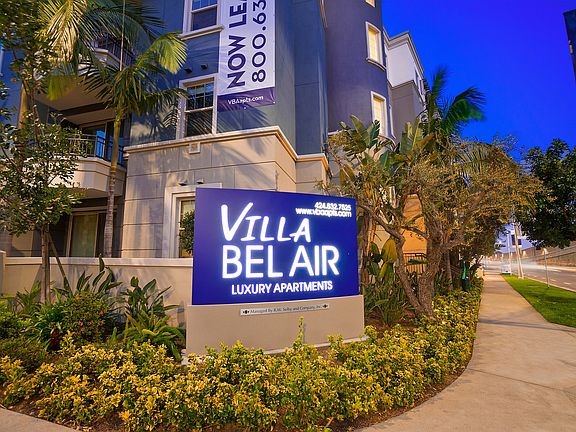 3rd image of 130 S Sepulveda Blvd Unit 310