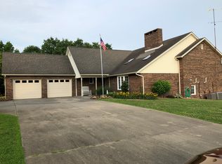 2187 W Skyview Dr, Jasper, IN 47546