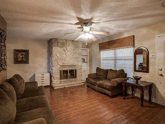 5th image of 1509 Hursh Ave
