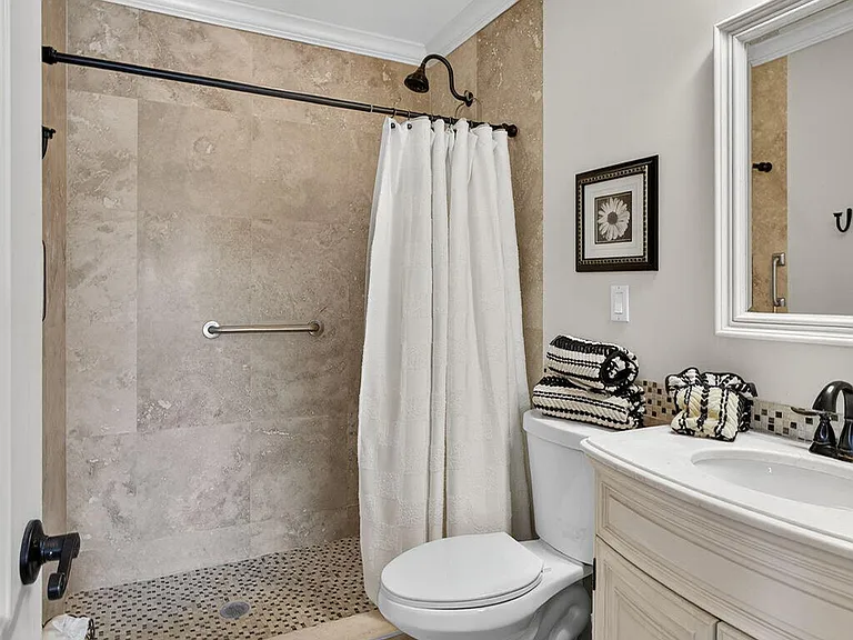 6485 Chasewood Dr #G — Photo 22