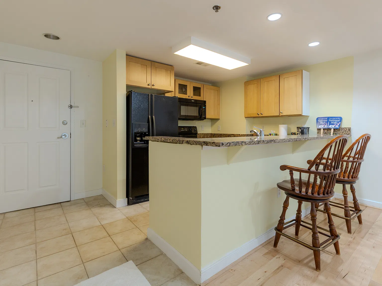 1 bed, 827 sqft, $2,500 — Photo 4