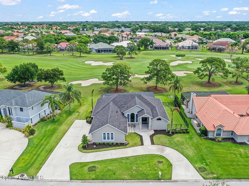 1st image of 697 Spring Lake Dr