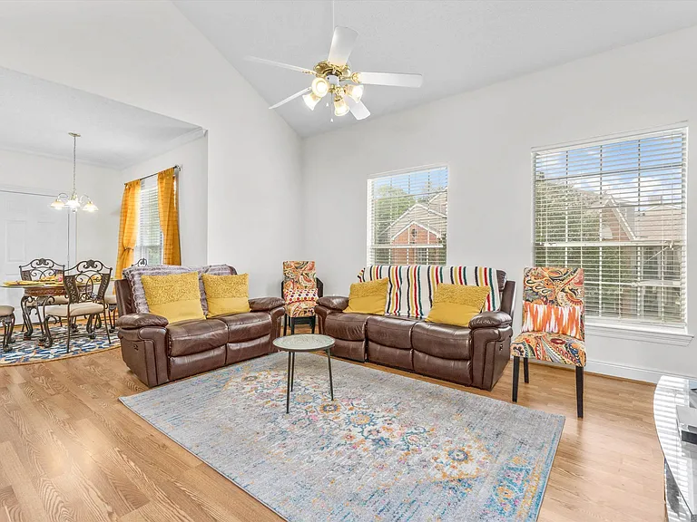 4464 Highland Rd #508 — Photo 2