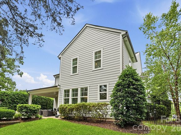 4th image of 8912 Blakeney Dr