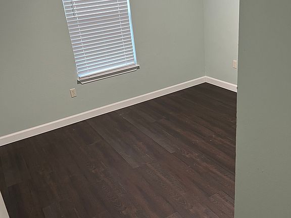 4th image of 527 W Rose Ave