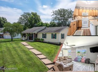 100 S Larand Dr, Holts Summit, MO 65043