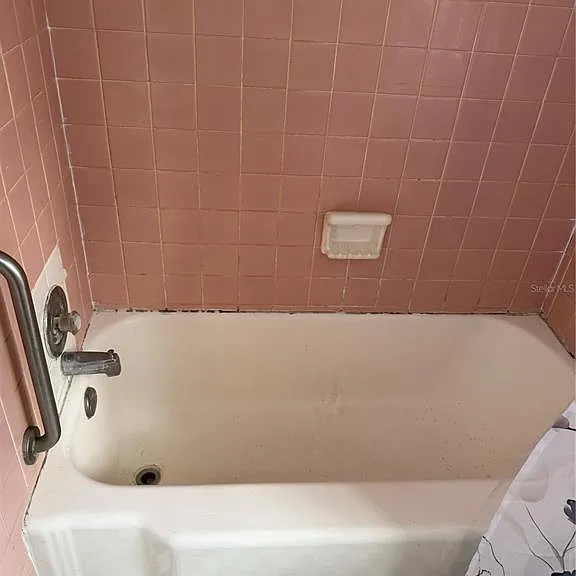 1247 Lakeview Dr — Photo 21