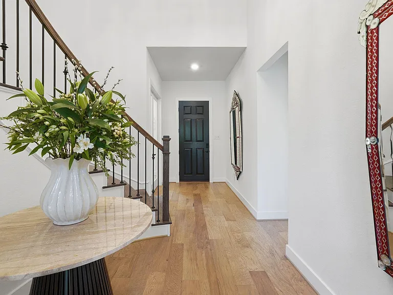 8135 Allston Village Trl — Photo 6
