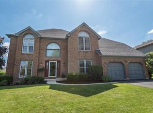 926 Lund Ln, Batavia, IL 60510