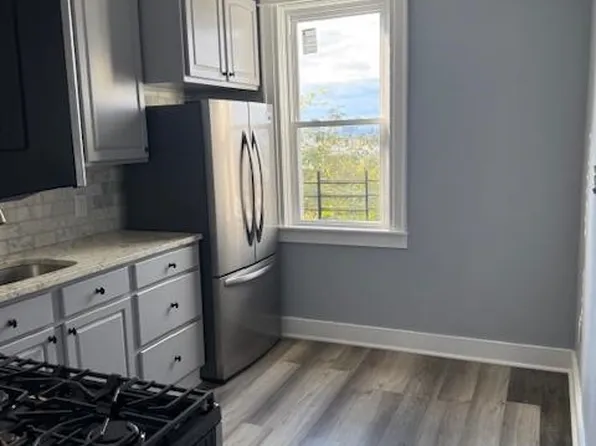 621 Columbia Avenue image 6 of 9