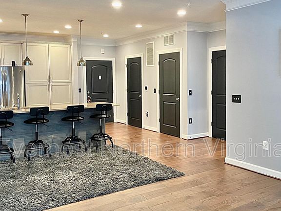 4th image of 13722 Neil Armstrong Ave APT 504