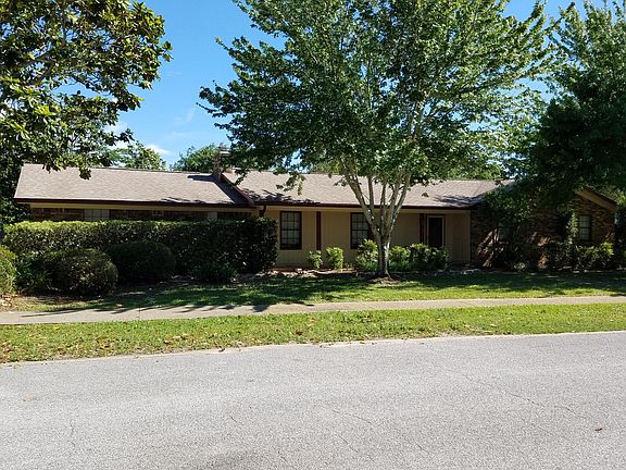 2nd image of 2701 Sunrunner Ln