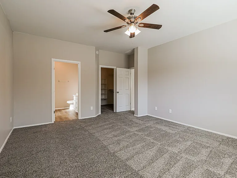 5238 S Camino Laguna Seca — Photo 10