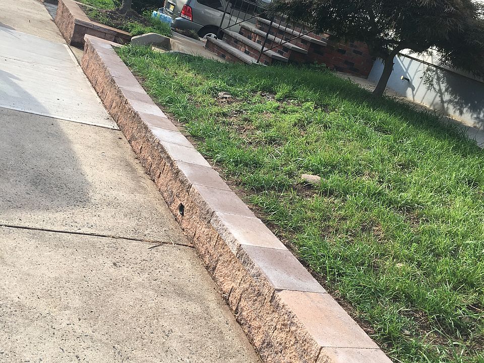 2nd image of 7 7th St