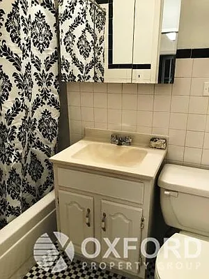 Rented by Oxford Property Group | media 7