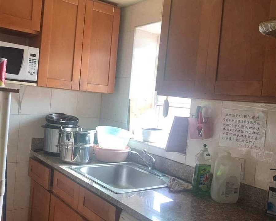 2nd image of 132-73 Maple Ave Unit 3B