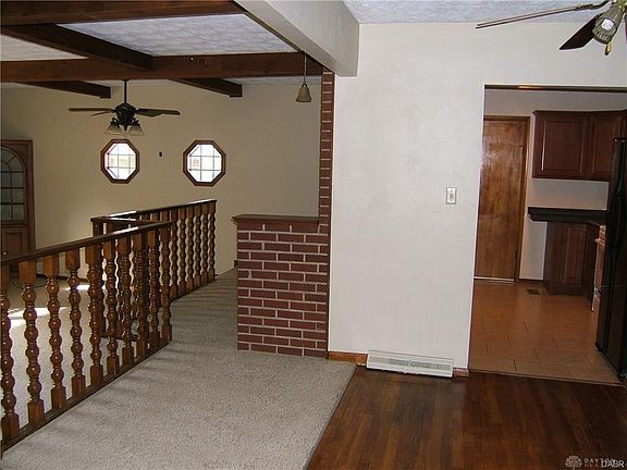 5th image of 7971 Claude St