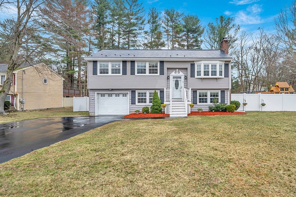 13 Brookside Dr, Billerica, MA 01821 | MLS #73497387 | Zillow
