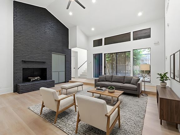 3rd image of 9410 Moss Farm Ln