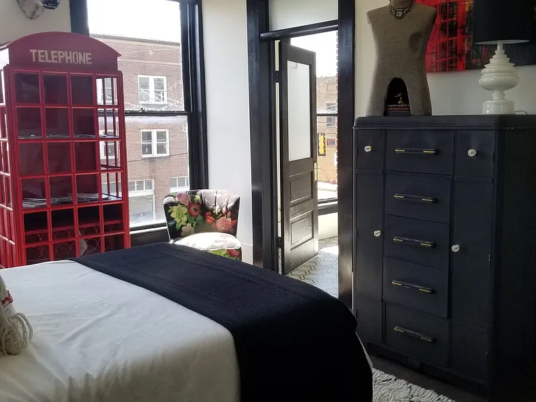 2 bed, 2.0 bath, 1600 sqft, $2,500 — Photo 35