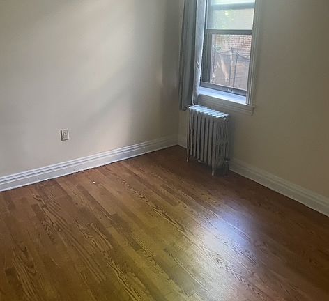 3rd image of 1356 Pacific St #A