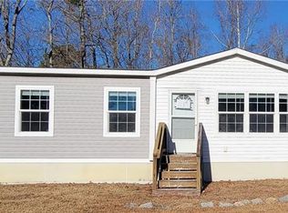 532 Railroad Ave, Dendron, VA 23839