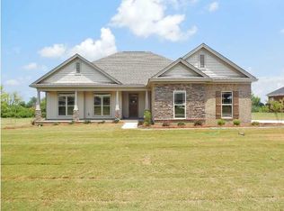 2464 Fox Ridge Dr, Prattville, AL 36067