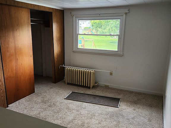 5th image of 111 Burak St