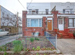 2472 E 24th St, Brooklyn, NY 11235