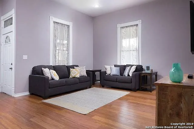 718 N Pine St — Photo 7
