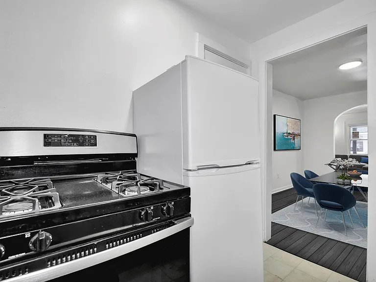 1224 E Malcolm X St #1 — Photo 5