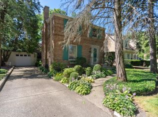 301 Harvey Ave, Des Plaines, IL 60016