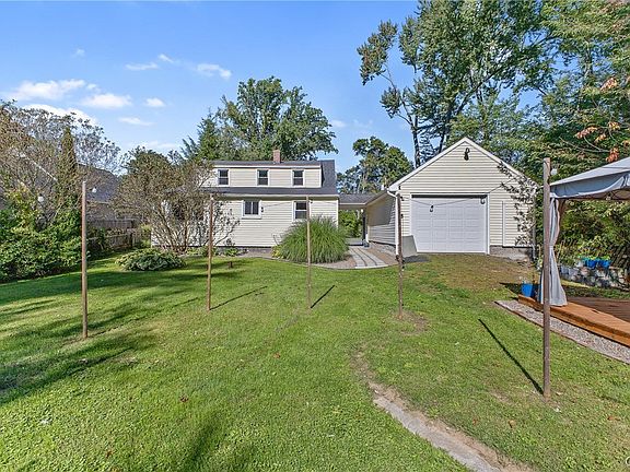 4th image of 7512 Elmcrest Rd