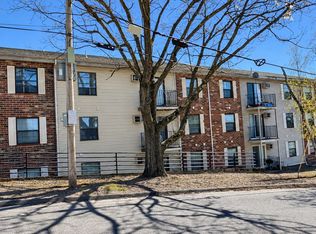 10 Hemans St Unit 23, Worcester, MA 01605