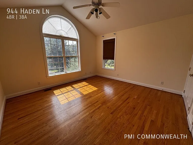 944 Haden Ln — Photo 10