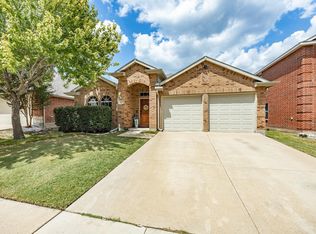 427 Coolidge Ln, Lavon, TX 75166