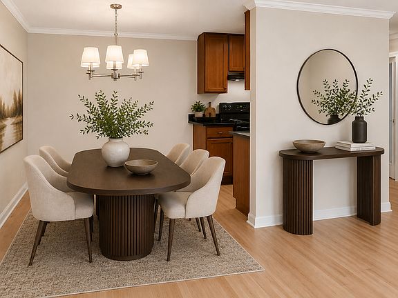3rd image of 821 Douglas Ave APT 204