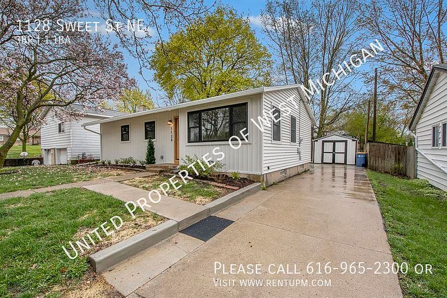 1st image of 1128 Sweet St NE