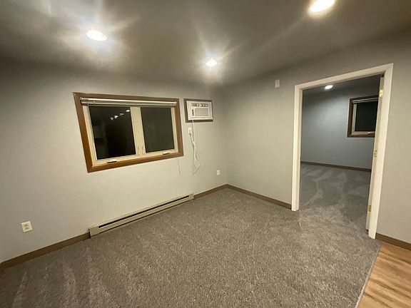 5th image of 1038 Fond Du Lac Ave Room 112