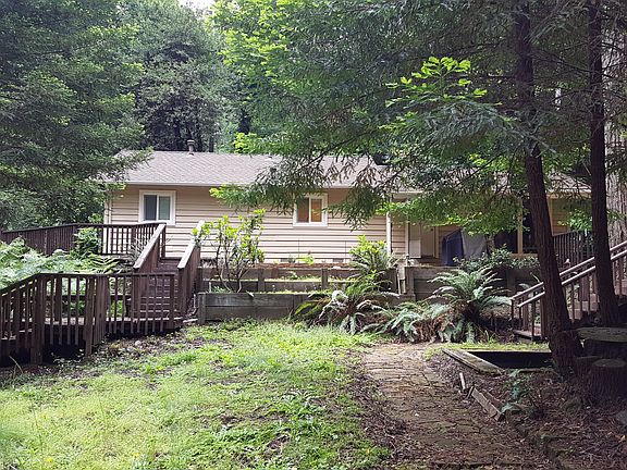 3rd image of 389 Glenwood Dr