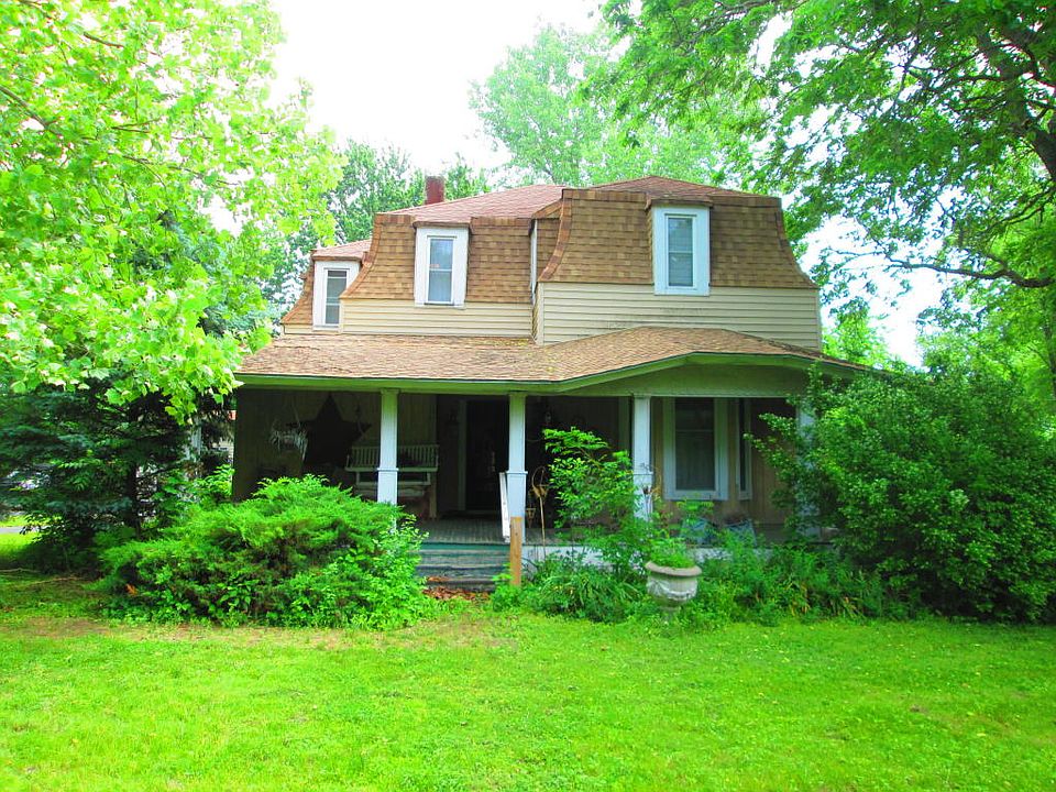 1st image of 611 S Birch Ave