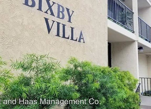 2nd image of 4595 California Ave Unit 302