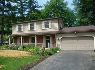 4805 Scott Dr, Hermitage, PA