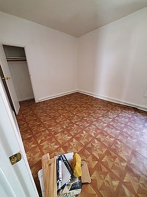 5th image of 2700 Creston Ave #1D