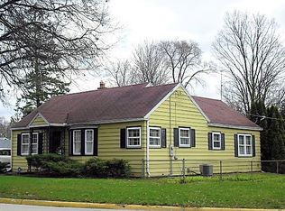 305 Glendale Rd, Loves park, IL 61111