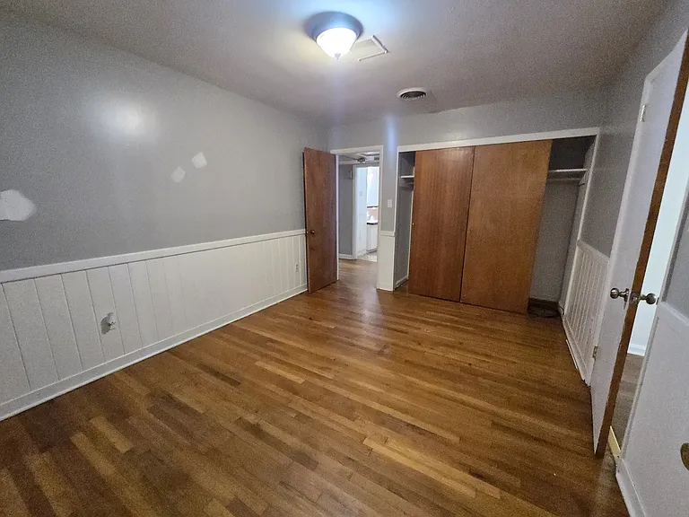 111 Easthaven Rd — Photo 12