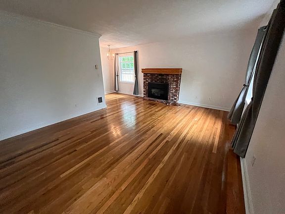 2nd image of 3501 N Ferdinand St